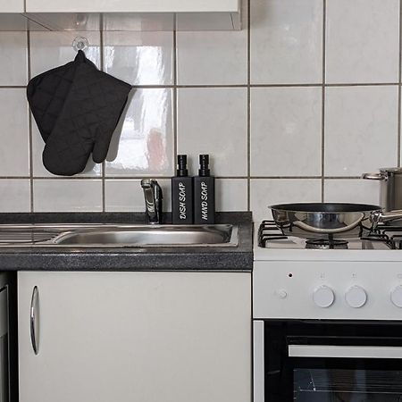Tt Living Apartments Bonitas & Divinitas I 2 Schlafzimmer I Kueche I Vollbad I Waschmaschine Rellingen Exterior photo