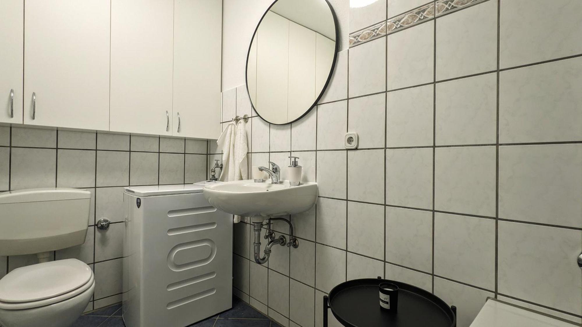 Tt Living Apartments Bonitas & Divinitas I 2 Schlafzimmer I Kueche I Vollbad I Waschmaschine Rellingen Exterior photo