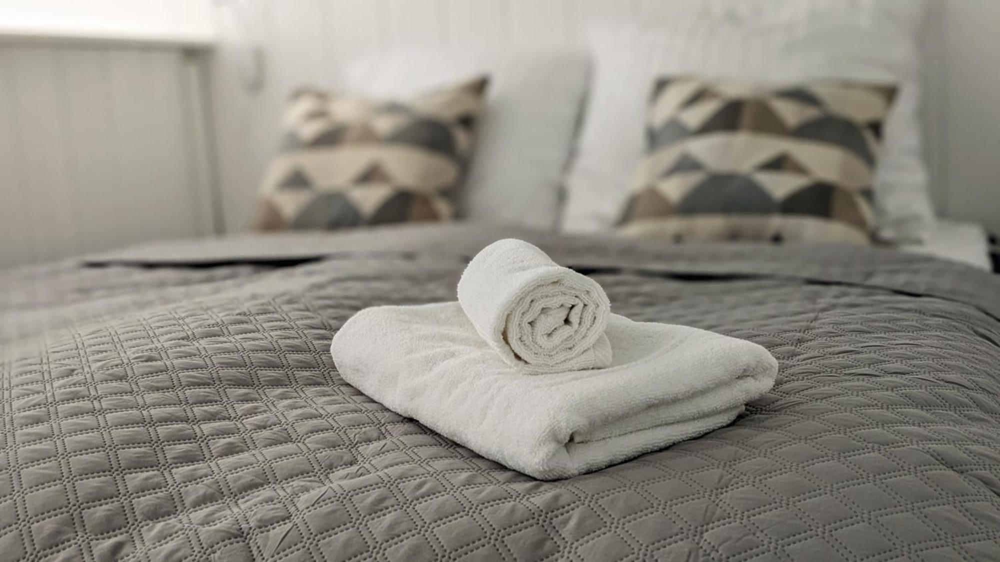 Tt Living Apartments Bonitas & Divinitas I 2 Schlafzimmer I Kueche I Vollbad I Waschmaschine Rellingen Exterior photo