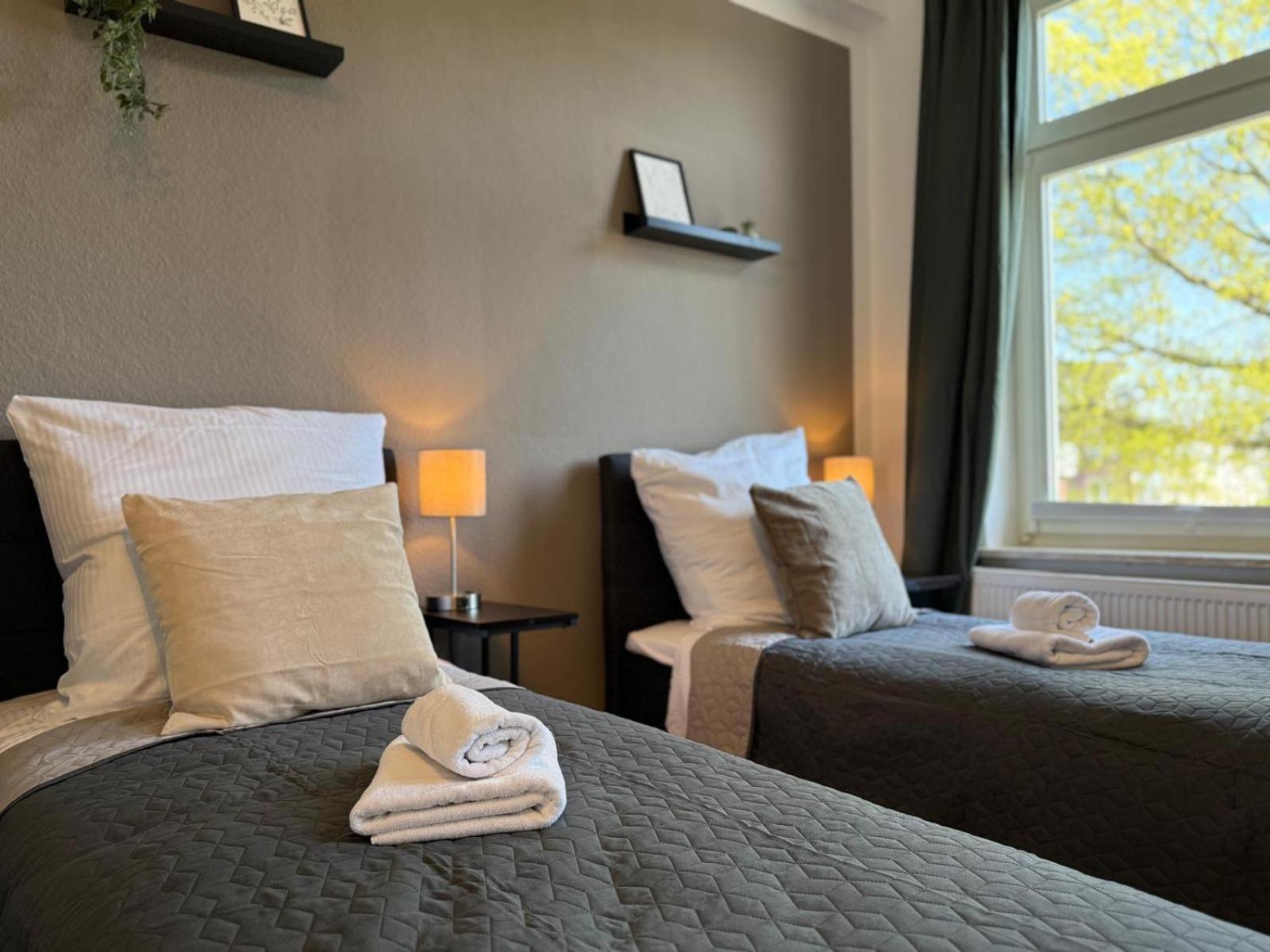 Tt Living Apartments Bonitas & Divinitas I 2 Schlafzimmer I Kueche I Vollbad I Waschmaschine Rellingen Exterior photo