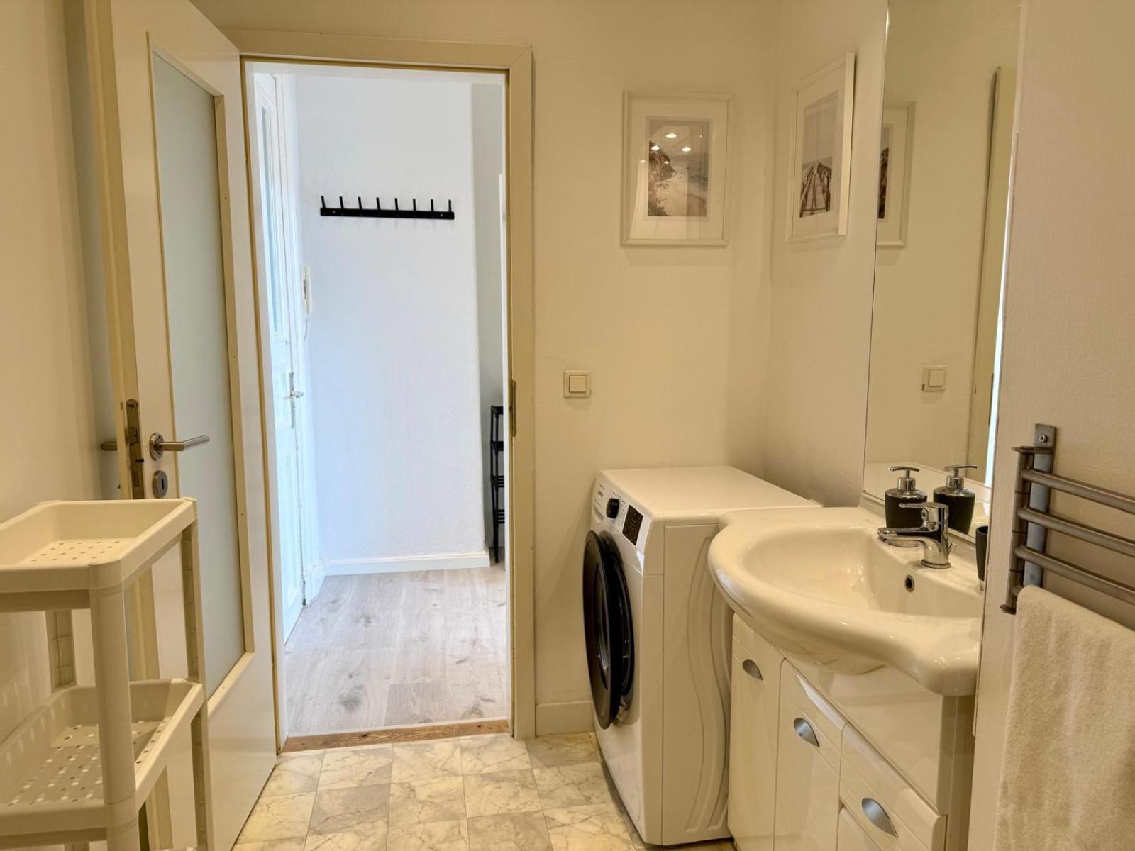 Tt Living Apartments Bonitas & Divinitas I 2 Schlafzimmer I Kueche I Vollbad I Waschmaschine Rellingen Exterior photo