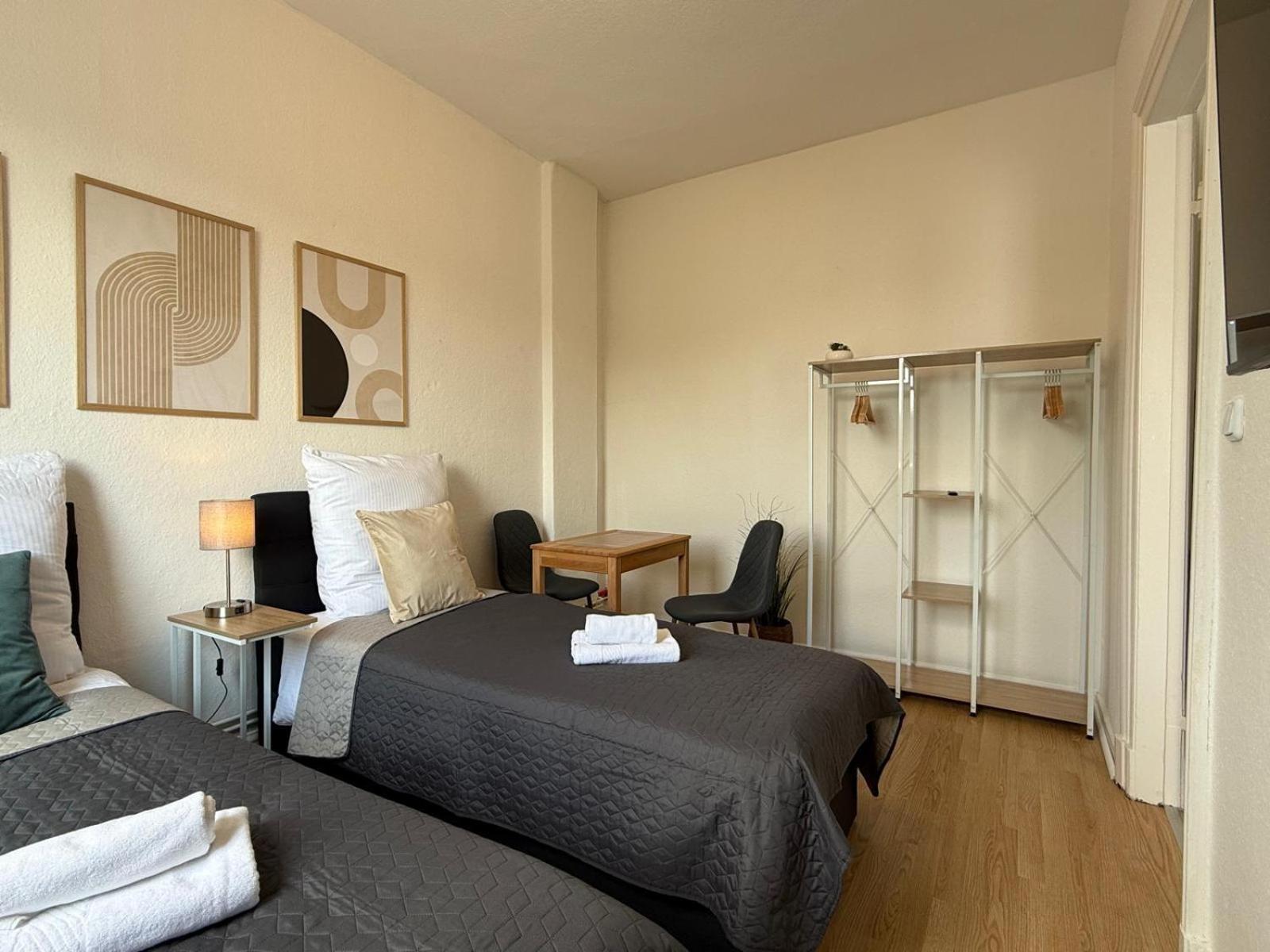 Tt Living Apartments Bonitas & Divinitas I 2 Schlafzimmer I Kueche I Vollbad I Waschmaschine Rellingen Exterior photo
